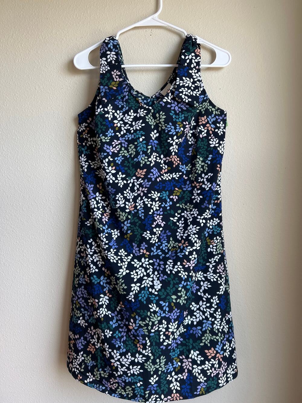 Cabi Cinco Shift Mini Dress Navy Floral Print Sleeveless Size Small